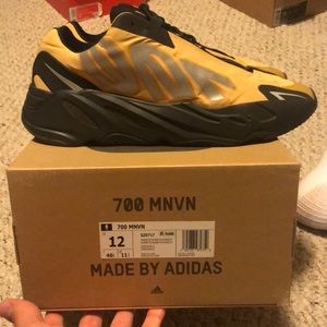Yeezy 700, size 12